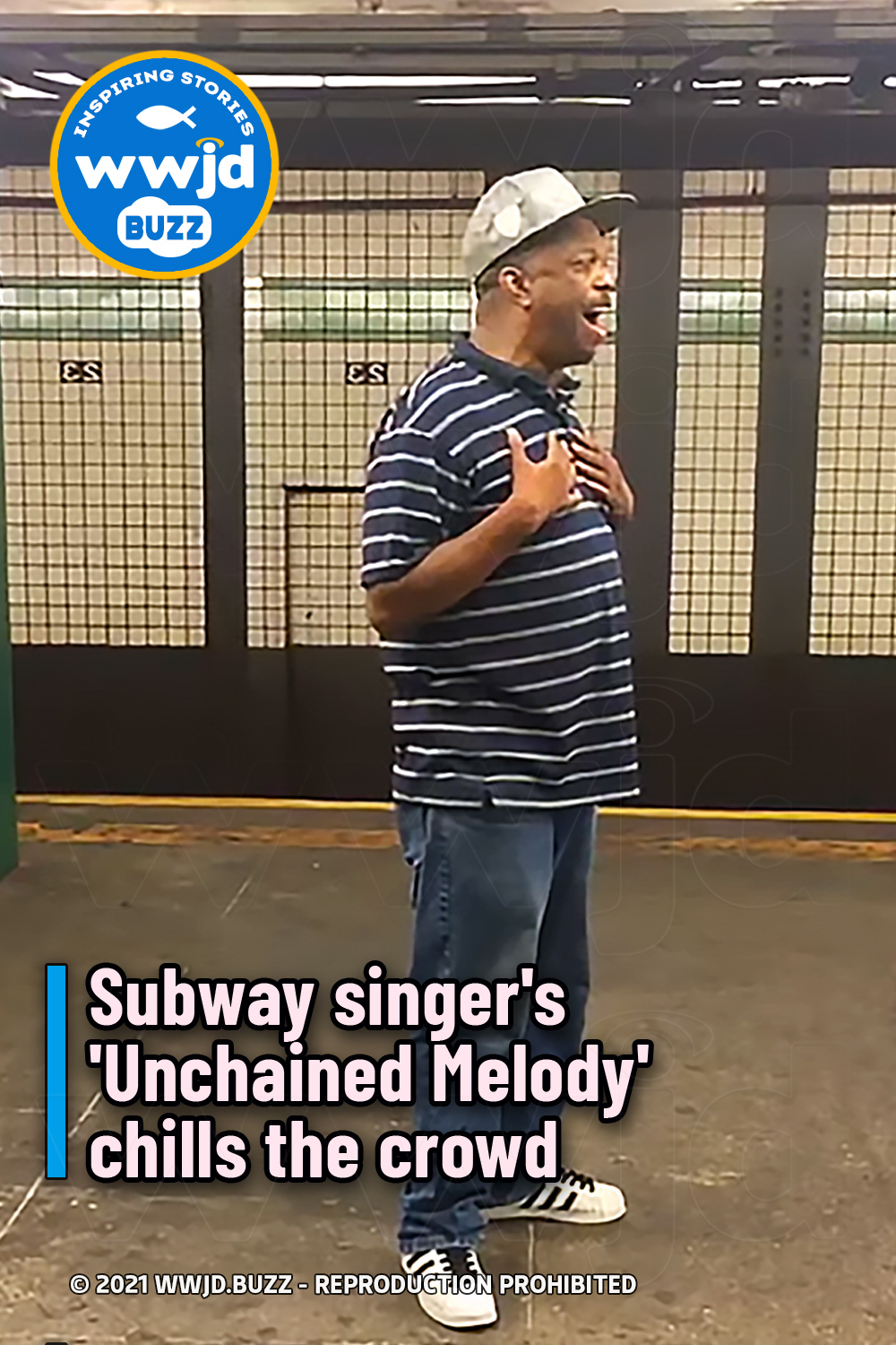 Subway singer\'s \'Unchained Melody\' chills the crowd