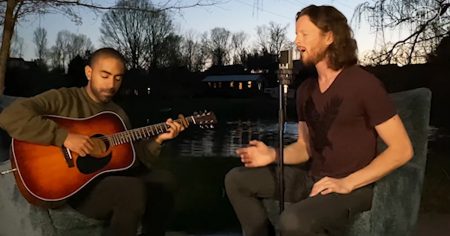 Austin Brown’s acoustic version of ‘Ain’t No Sunshine’ will impress you