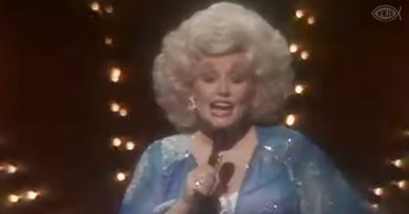 ‘Star of the Show’ features the undeniable charisma of Dolly Parton