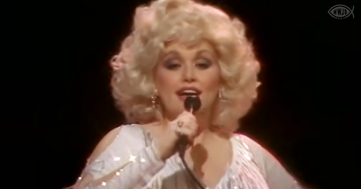 Dolly Parton delivers sensational routine for ‘Great Balls of Fire’