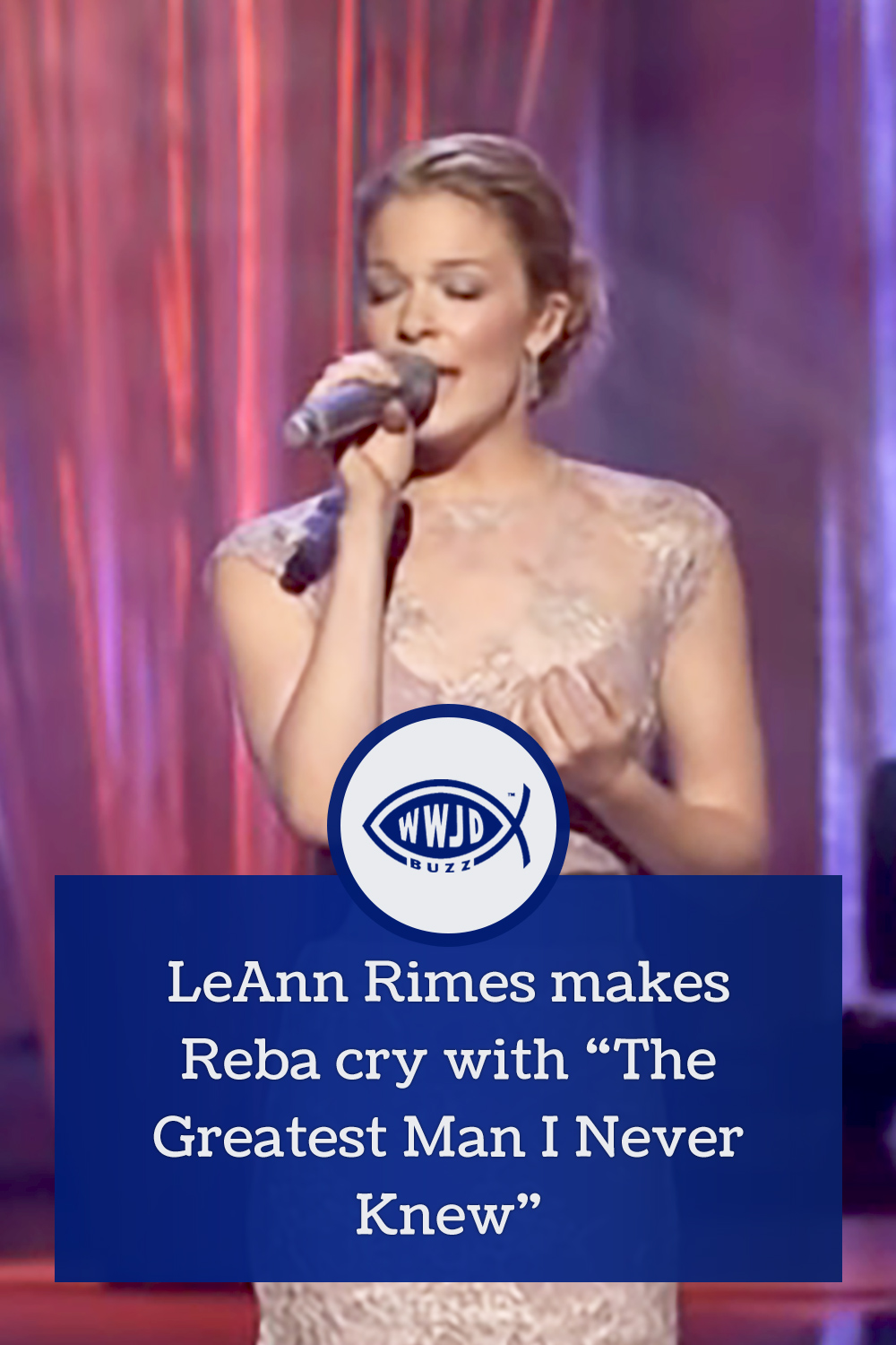 LeAnn Rimes makes Reba cry with \
