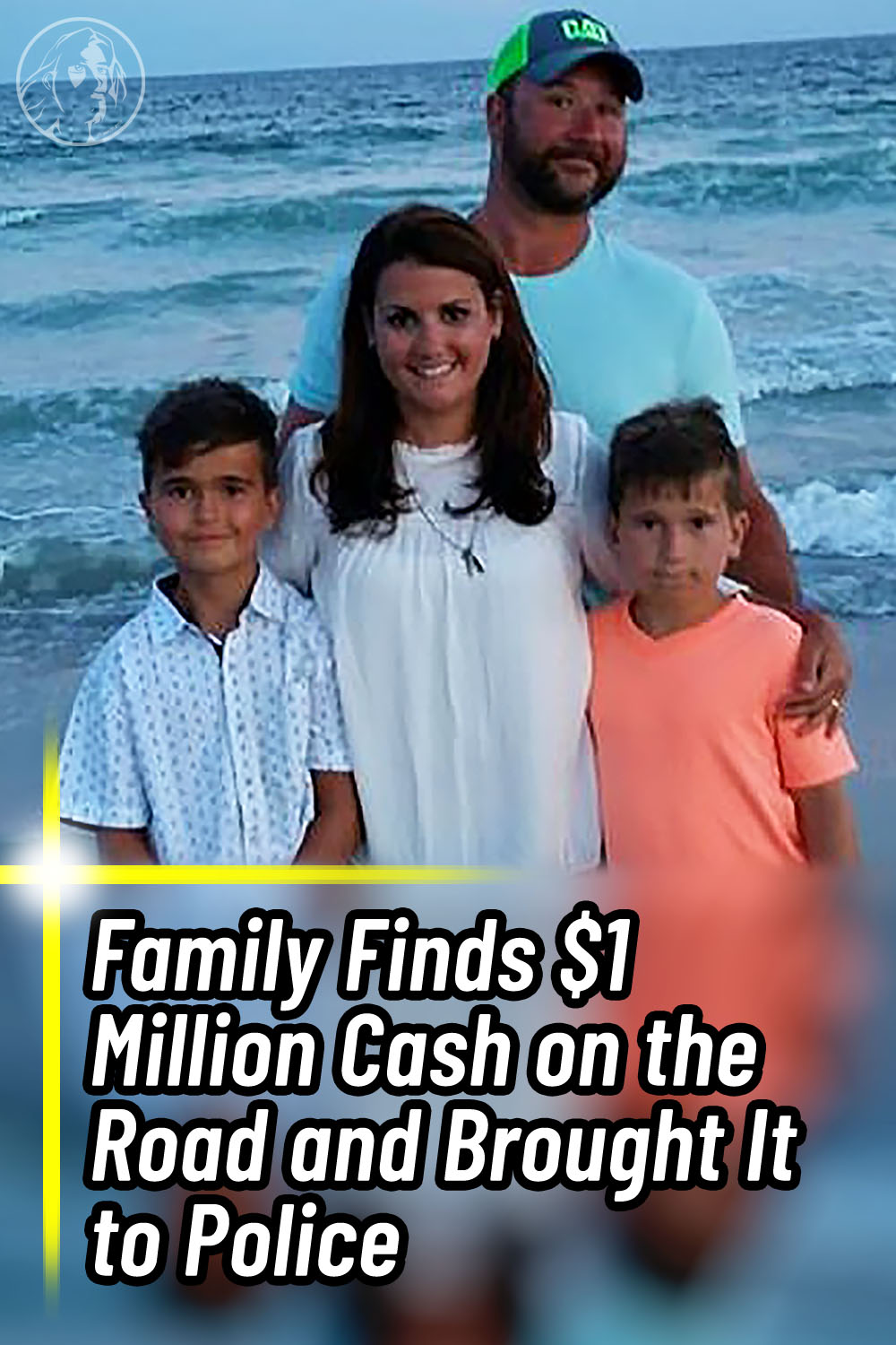 Family Finds $1 Million Cash on the Road and Brought It to Police